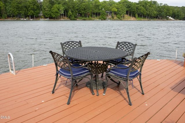 146 Lochwood West Drive, Cary, NC 27518