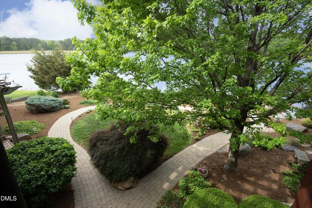 146 Lochwood West Drive, Cary, NC 27518