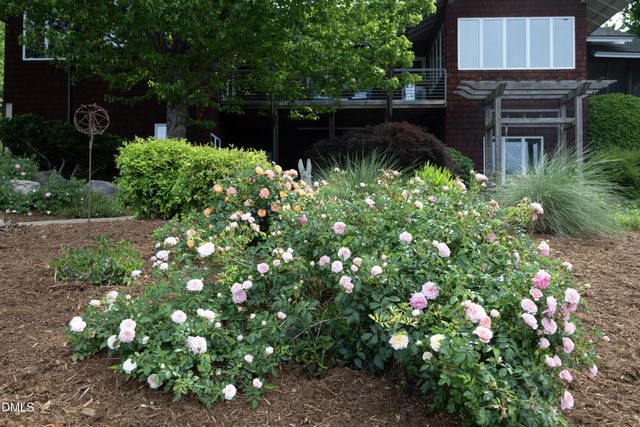 146 Lochwood West Drive, Cary, NC 27518