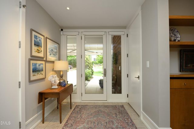 146 Lochwood West Drive, Cary, NC 27518