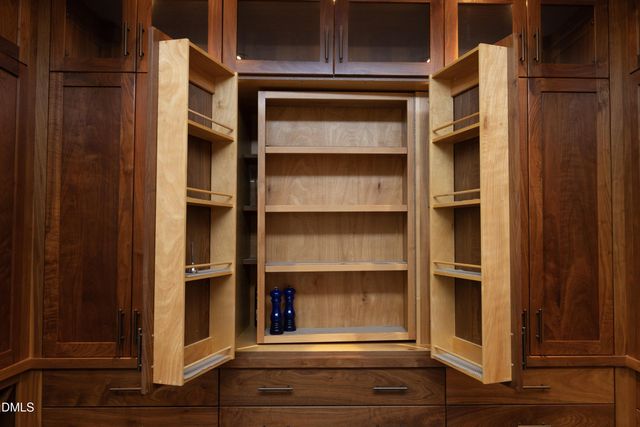 146 Lochwood West Drive, Cary, NC 27518