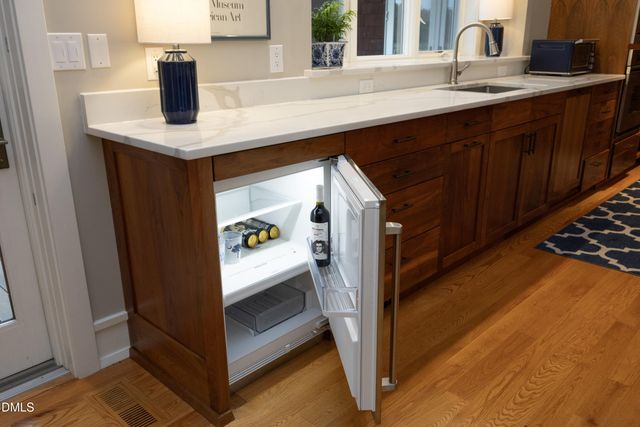 146 Lochwood West Drive, Cary, NC 27518