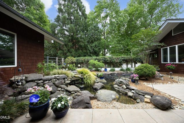 146 Lochwood West Drive, Cary, NC 27518