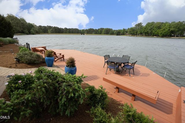 146 Lochwood West Drive, Cary, NC 27518