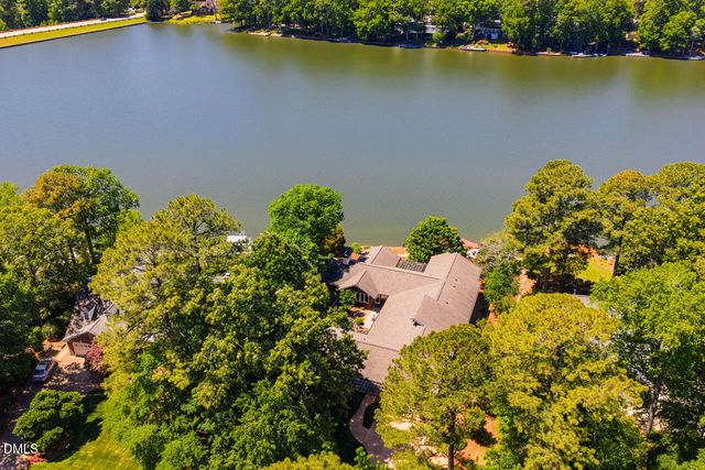 146 Lochwood West Drive, Cary, NC 27518