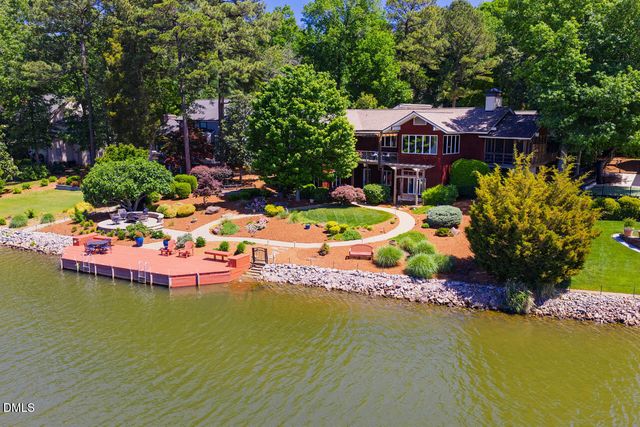 146 Lochwood West Drive, Cary, NC 27518