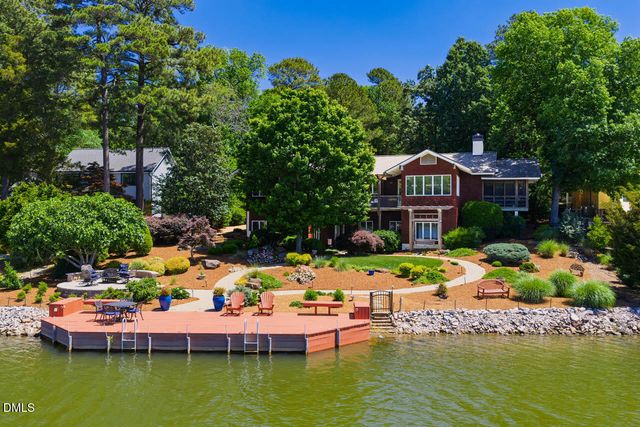 146 Lochwood West Drive, Cary, NC 27518