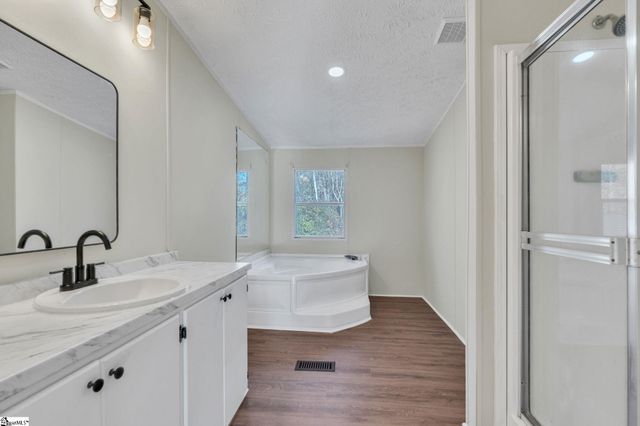 20 Hope Alyson Court, Piedmont, SC 29673