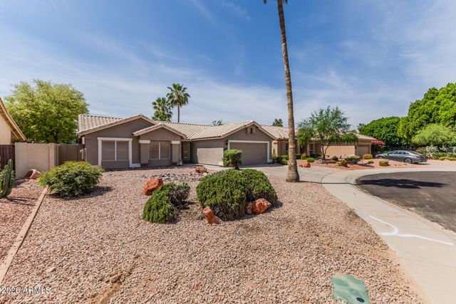 6425 W IRMA Lane, Glendale, AZ 85308