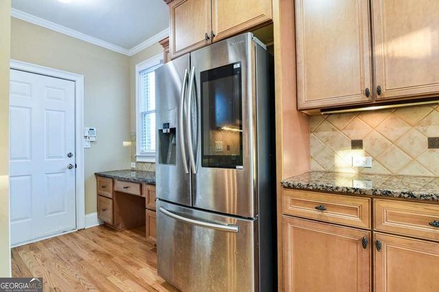 5011 Glen Forrest Drive, Flowery Branch, GA 30542