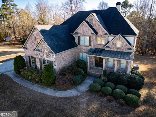 5011 Glen Forrest Drive, Flowery Branch, GA 30542