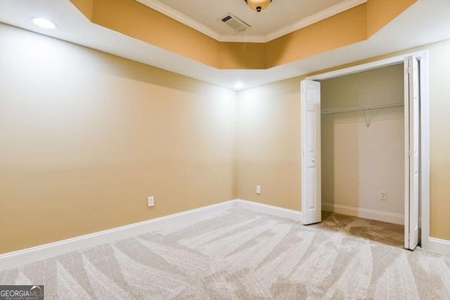 5011 Glen Forrest Drive, Flowery Branch, GA 30542