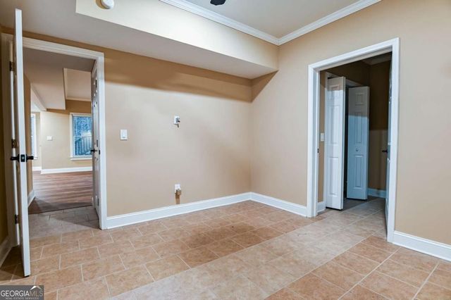 5011 Glen Forrest Drive, Flowery Branch, GA 30542