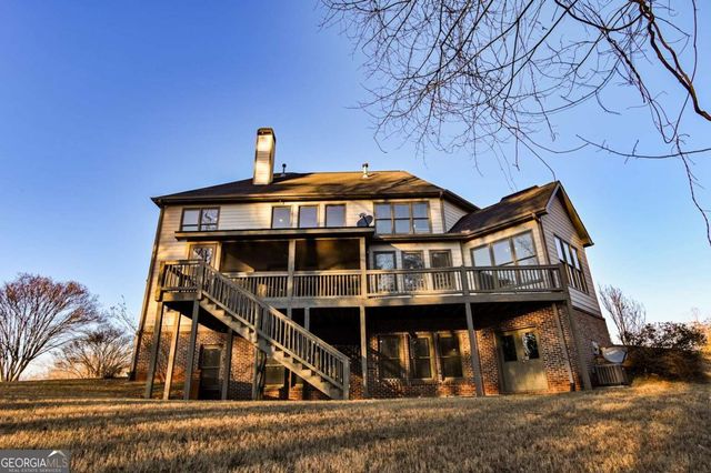 5011 Glen Forrest Drive, Flowery Branch, GA 30542