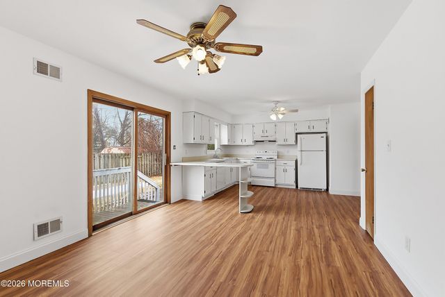 1200 Mermaid Avenue, Beachwood, NJ 08722
