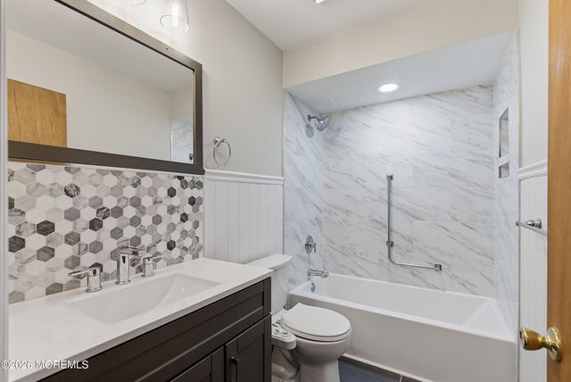 1200 Mermaid Avenue, Beachwood, NJ 08722