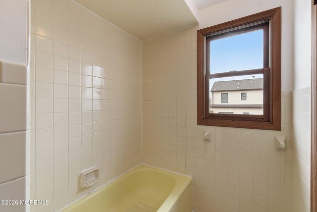 1200 Mermaid Avenue, Beachwood, NJ 08722