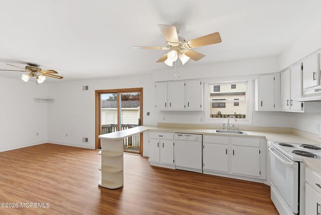 1200 Mermaid Avenue, Beachwood, NJ 08722