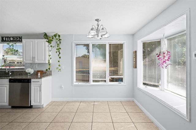 1526 SE Port St Lucie Blvd, Port St. Lucie, FL 34952