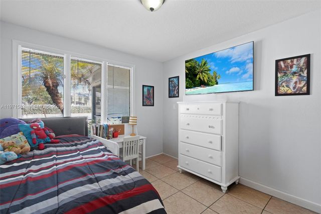 1526 SE Port St Lucie Blvd, Port St. Lucie, FL 34952