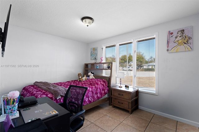 1526 SE Port St Lucie Blvd, Port St. Lucie, FL 34952