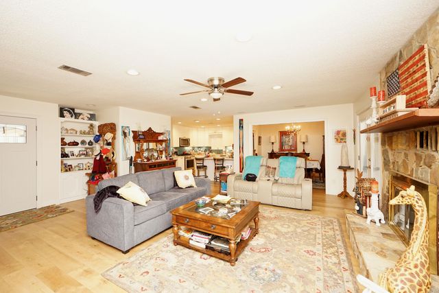 765 Saint Vincent Cove, Niceville, FL 32578