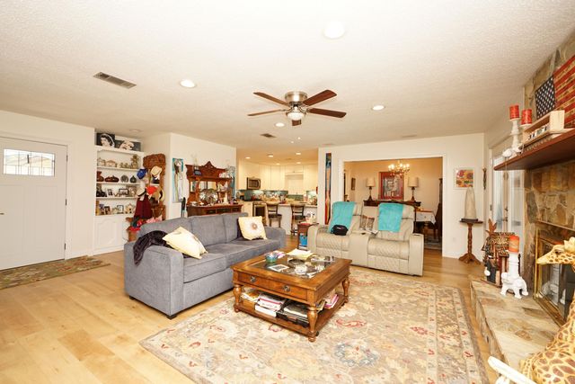 765 Saint Vincent Cove, Niceville, FL 32578