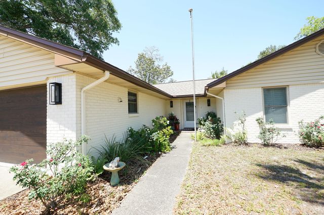 765 Saint Vincent Cove, Niceville, FL 32578
