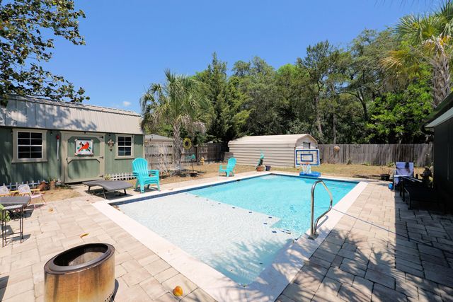 765 Saint Vincent Cove, Niceville, FL 32578