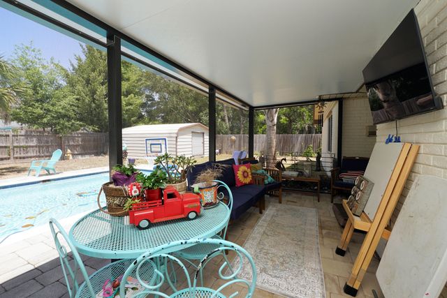 765 Saint Vincent Cove, Niceville, FL 32578