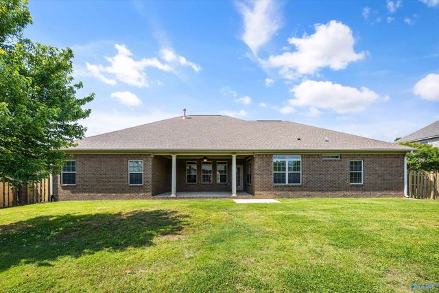 3005 Laurel Cove Way, Gurley, AL 35748
