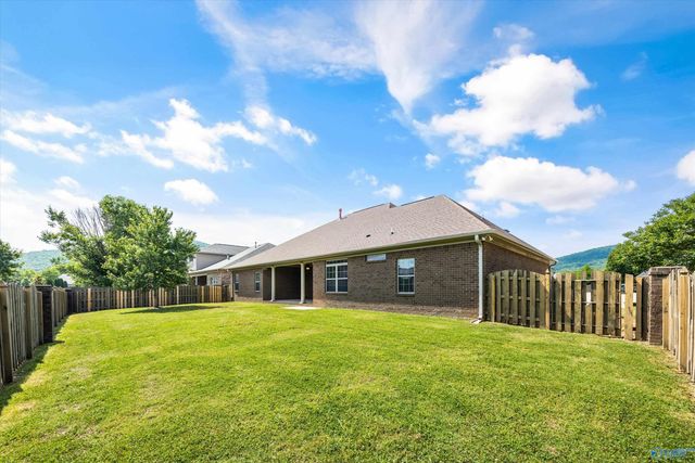 3005 Laurel Cove Way, Gurley, AL 35748