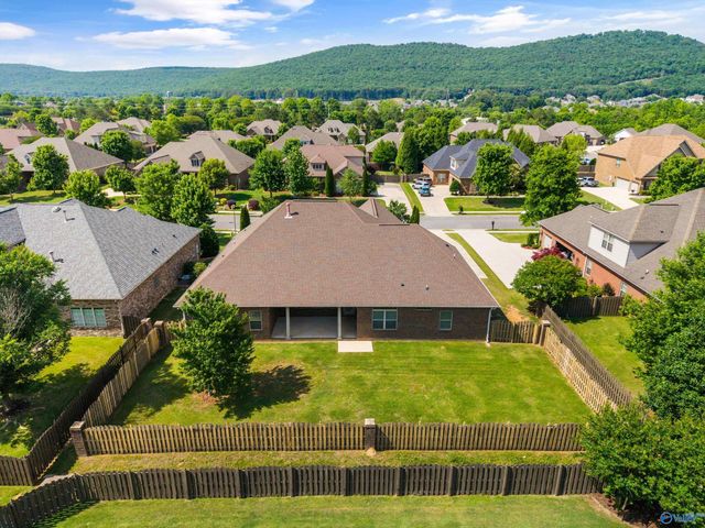 3005 Laurel Cove Way, Gurley, AL 35748