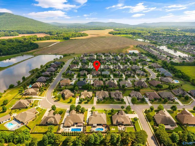 3005 Laurel Cove Way, Gurley, AL 35748