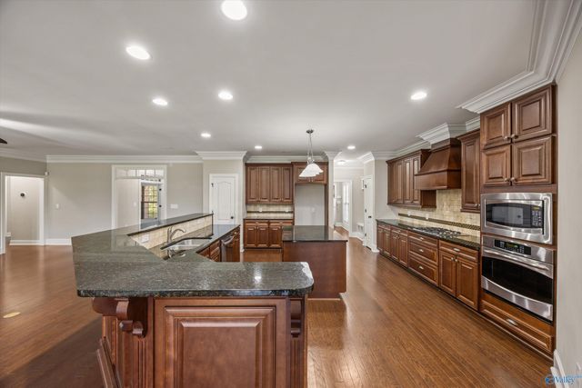 3005 Laurel Cove Way, Gurley, AL 35748