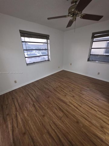 13731 Flora Pl A, Delray Beach, FL 33484