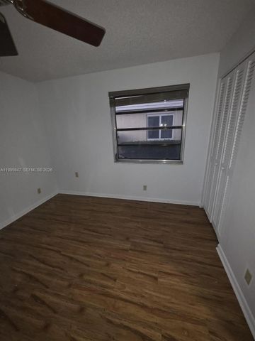 13731 Flora Pl A, Delray Beach, FL 33484