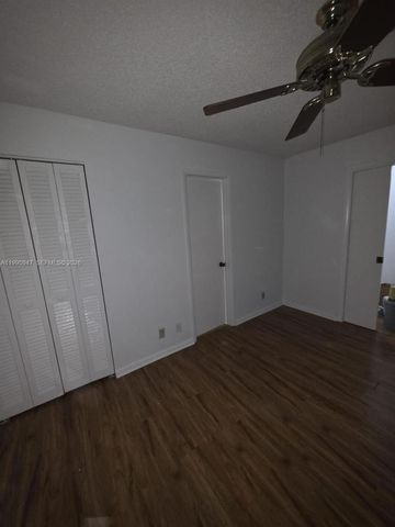 13731 Flora Pl A, Delray Beach, FL 33484