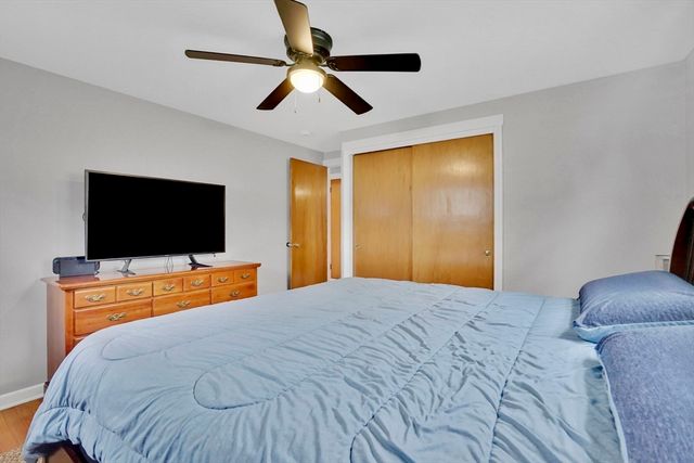 134 Newhouse St, Springfield, MA 01118