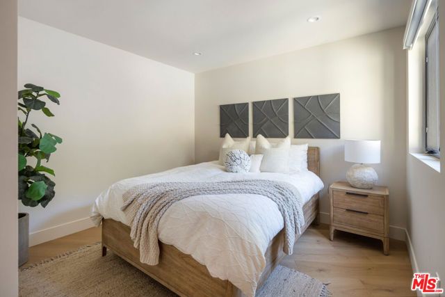 3637 Loadstone Drive, Sherman Oaks, CA 91403