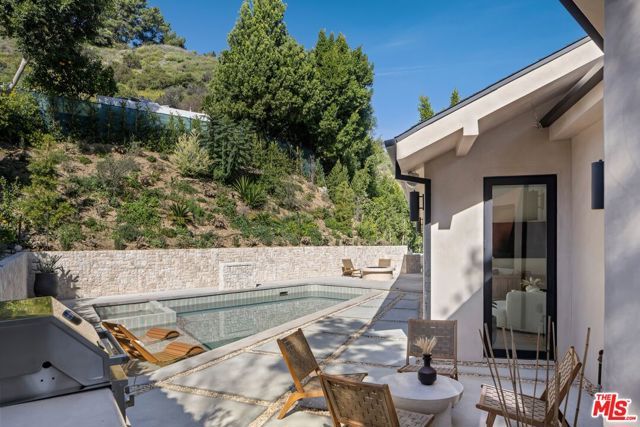 3637 Loadstone Drive, Sherman Oaks, CA 91403