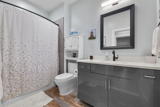 60 Cross St E 110, Somerville, MA 02145