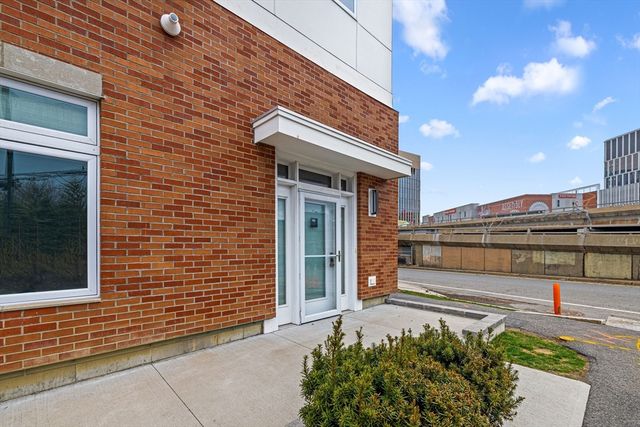 60 Cross St E 110, Somerville, MA 02145