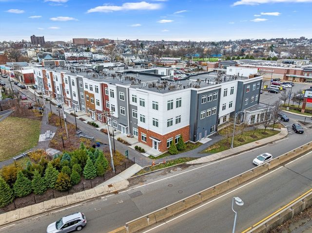 60 Cross St E 110, Somerville, MA 02145