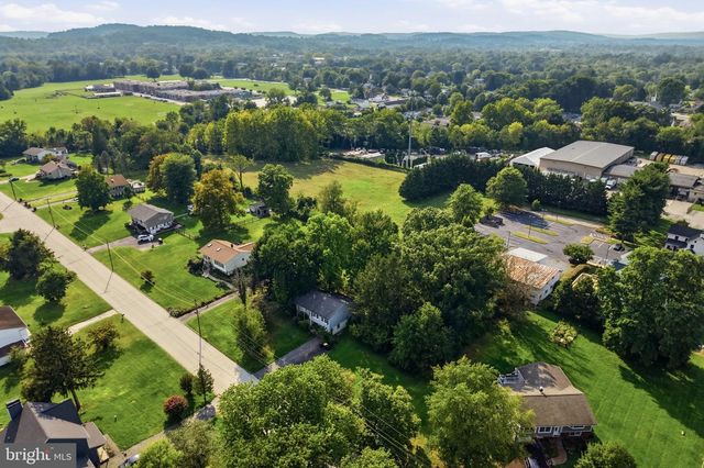 1230 AUDREY LN, Phoenixville, PA 19460