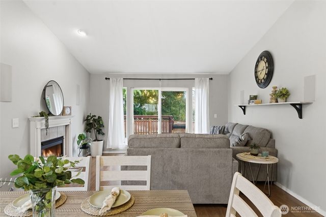 17814 37th Avenue E, Tacoma, WA 98446