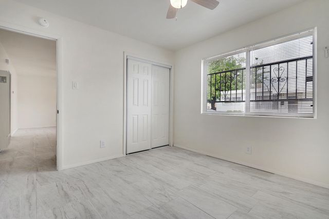 420 Alcazar Street SE, Albuquerque, NM 87108