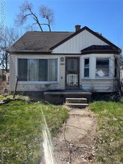 19969 Biltmore Street, Detroit, MI 48235