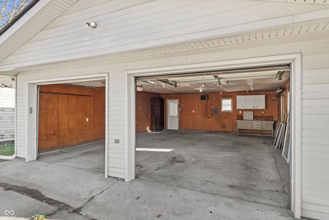 214 E Monroe Street, Alexandria, IN 46001