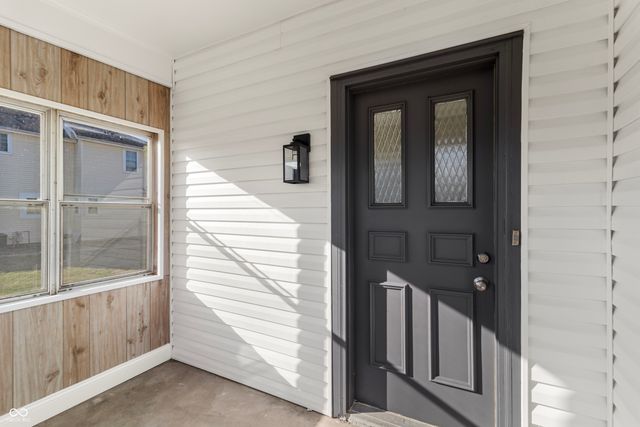 214 E Monroe Street, Alexandria, IN 46001